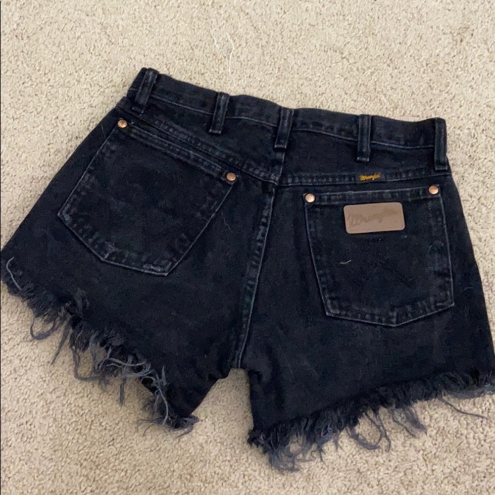 Wrangler shorts - Picture 3 of 4